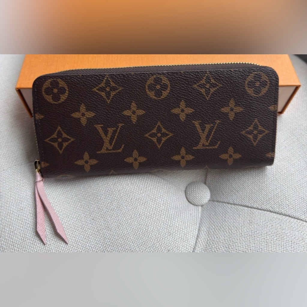Louis Vuitton Clemence Monogram Wallet - Rose
